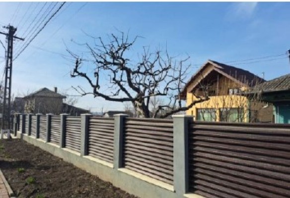 Casa cu teren, Loc. Carniceni, Com.Tiganasi, Jud.Iasi
