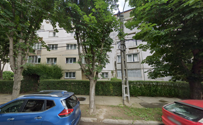 Cota de 1/2 din Apartament cu 2 camere și dependințe situat în Mun. Timișoara, Zona Lunei, jud. Timiș