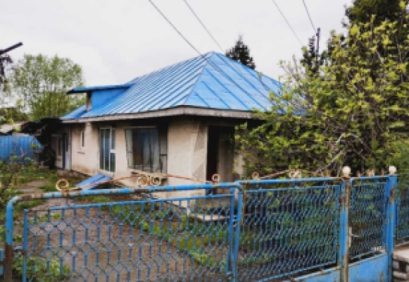 Cota de 1/2 din teren si 1/4 din constructii, loc. Banesti, jud. Prahova