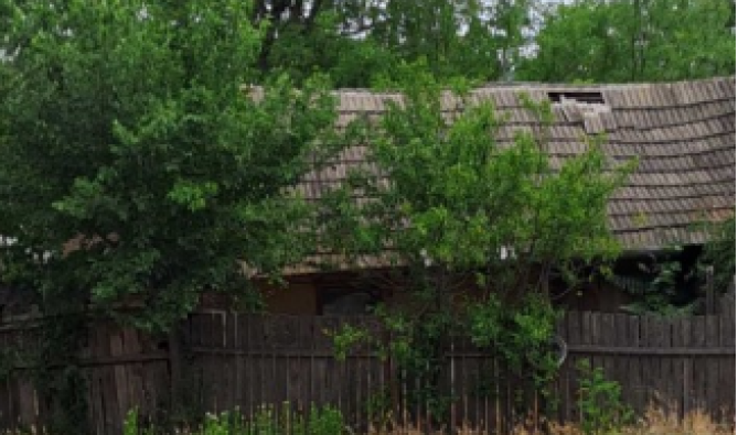 Teren intravilan cu constructie, sat Ciorasti, com. Priponesti, jud. Galati