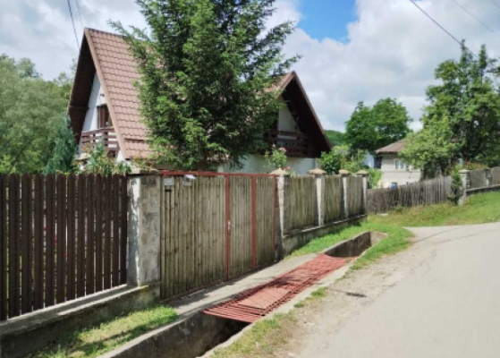 Casa  D+P+M, anexa si teren Teisani , sat Valea Stalpului, Jud. Prahova