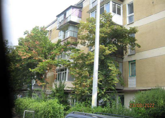 Cota de 10/16 din apartament 3 camere, str.Grigore Tocilescu, cartier Razboieni, Pitesti