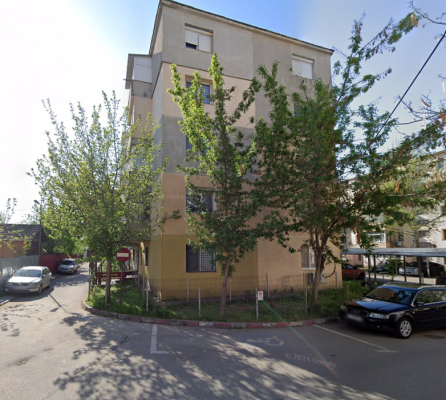 Cota de 3/8 din apartament 2camere, Alexandria, Teleorman