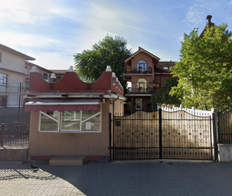 Cota 1/2 din casa si teren situate pe Calea lui Traian, Ramnicu Valcea, judetul Valcea