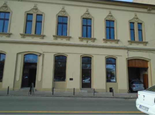 Spatiu comercial situat in Piata 1 Decembrie nr.1, municipiul Oradea