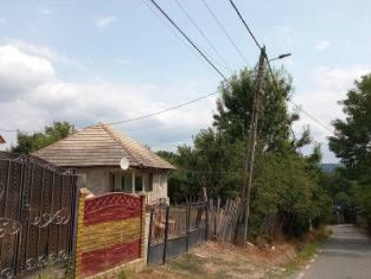 casa tip parter, comuna Negomir, sat Paltinu