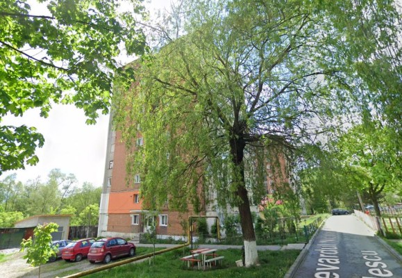 Apartament cu 2 cam in Vulcan, str. Nicolae Titulescu, bl. F2, sc. 1, et. 4, jud. HD