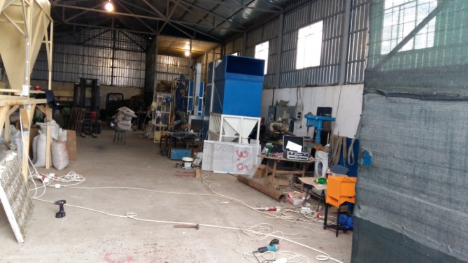 Teren 3.310 mp cu constructii - spatiu depozitare si logistica situat in Com. Romanu, Braila