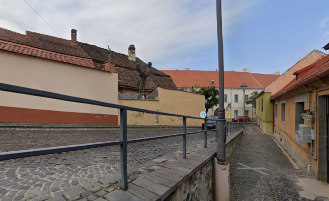 Cota 1/2 apartament la casă – Sibiu, jud. Sibiu