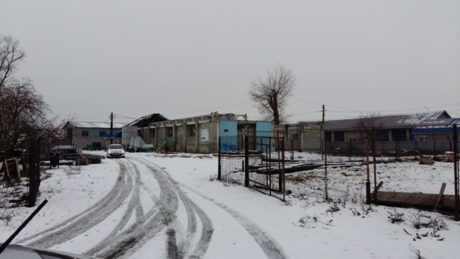 Teren 3.310 mp cu constructii - spatiu depozitare si logistica situat in Com. Romanu, Braila