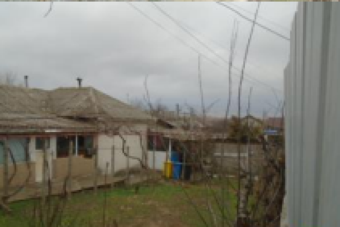 Cota 1/2 din casa cu teren Valu lui Traian, jud. Constanta