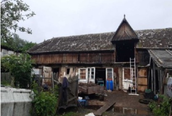 Casa cu teren, Sat Poiana Cracaoaoani, Com.Cracaoani, Jud.Neamt