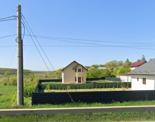 Casa cu teren, Loc.Sarca, Com.Baltati, Jud. Iasi