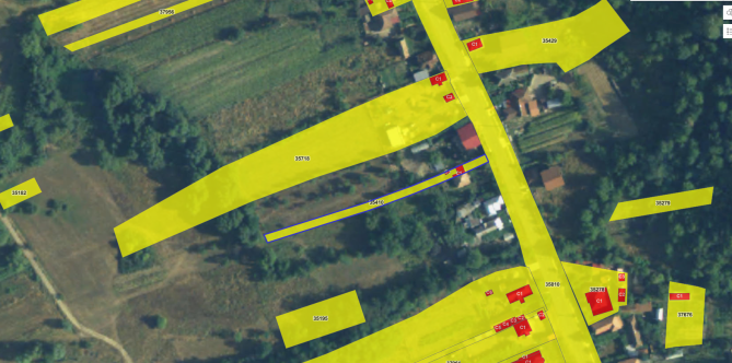 Teren intravilan in suprafata de 700 mp, situat in localitatea Glogova, judet Gorj