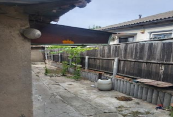 Cota de 1/8 din imobil casa cu teren Medgidia, jud. Constanta