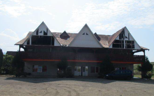 Casa familiala si teren in Budureasa jud Bihor