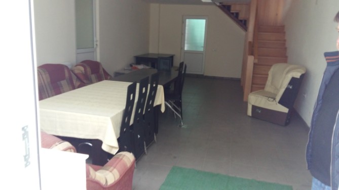 Teren 3.310 mp cu constructii - spatiu depozitare si logistica situat in Com. Romanu, Braila