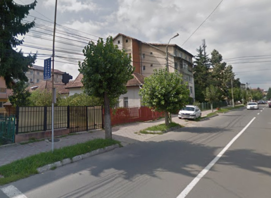 Casa si teren  Pucioasa, str. Republicii