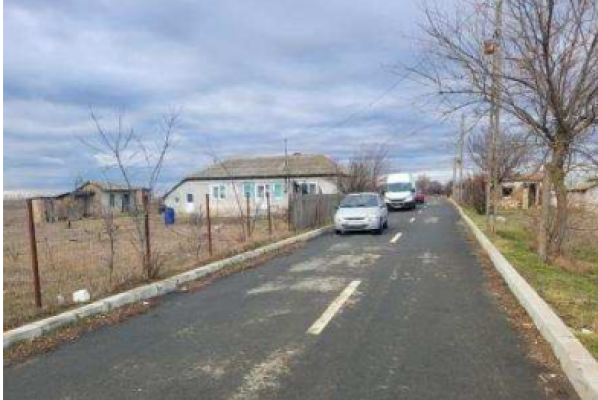 Cota 1/2 din casa cu teren zona Ferma Mosneni, Sat Mosneni, com. 23 August, jud. Constanta