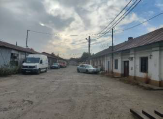 Hala Industriala, spatiu administrativ si teren - Mun Campina, Jud. Prahova