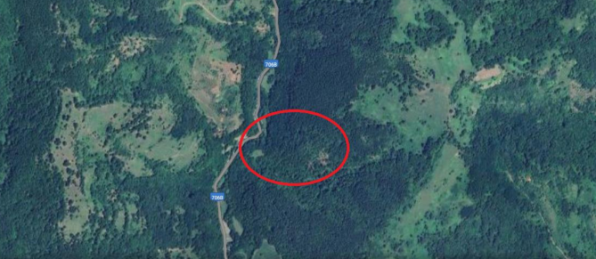 Teren extravilan arabil, situat în extravilanul zonei de Sud a localitatii  Dumesti, comuna Vorta, jud. Hunedoara
