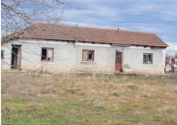 Cota 1/2 din casa cu teren zona Ferma Mosneni, Sat Mosneni, com. 23 August, jud. Constanta