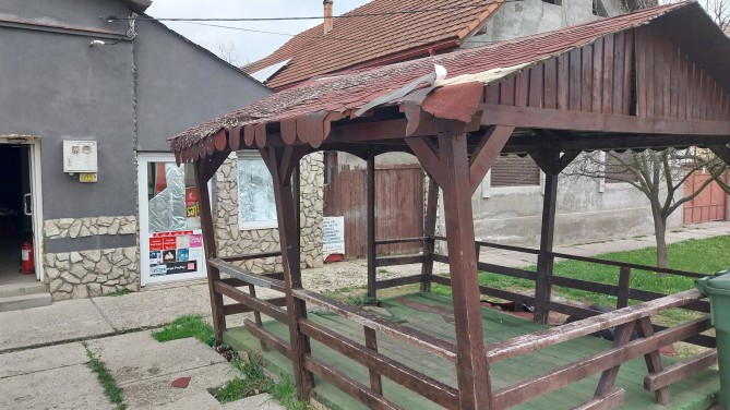 Teren intravilan categoria de folosinta curti-constructii in suprafata de 836 m.p