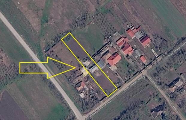 Cota 3/8 din casă și teren 1.836 mp – Valea Stanii, comuna Luica, județul Călărași