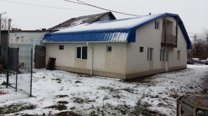Teren 3.310 mp cu constructii - spatiu depozitare si logistica situat in Com. Romanu, Braila