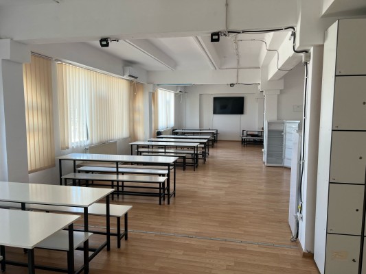 Bun imobil constructie industiala in Com. Petresti, Str. Principala nr. 1, jud. Dambovita