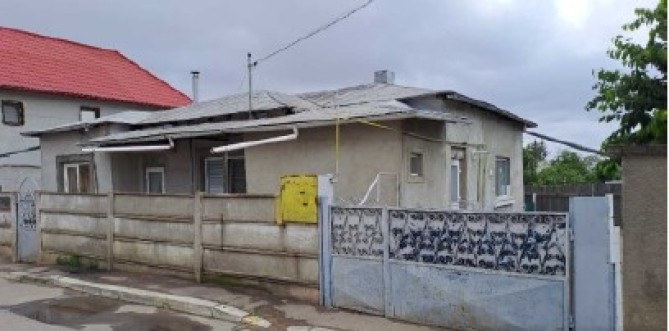 Cota de 3/16 din casa si teren, Loc. Birlad, Jud. Vaslui