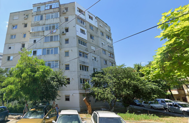 Apartament doua camere zona Hotel Central, Slobozia