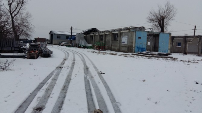 Teren 3.310 mp cu constructii - spatiu depozitare si logistica situat in Com. Romanu, Braila