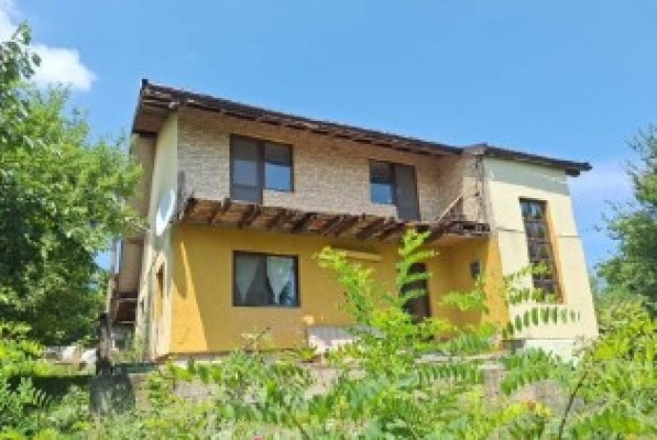 Casa cu teren, Loc.Goruni, Com.Tomesti, Jud. Iasi