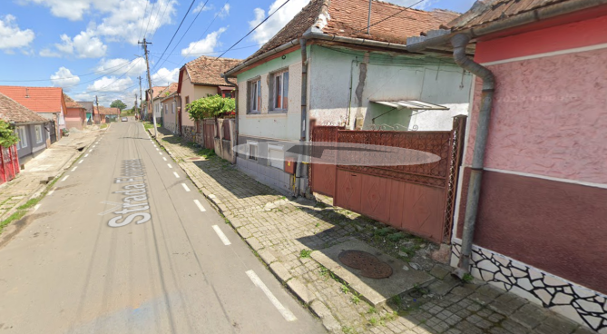 TEREN + CASĂ  situată în Agnita, Str. Floreasca,  jud. Sibiu