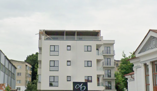 Apatament 4 camere si dependinte, Su=98mp, str. Iancu Jianu, Caracal, judetul Olt