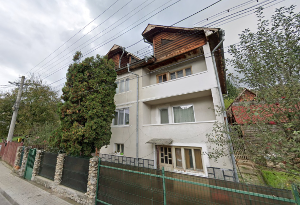 Apartament 2 camere la casa + garaj, beci si magazie in Năsăud, Strada Tudor Vladimirescu, jud. Bistrita Nasaud
