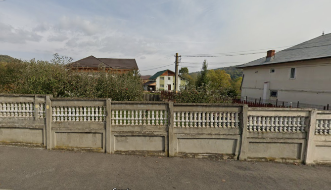 Casa cu teren, Loc. Fieni, Jud.Dambovita
