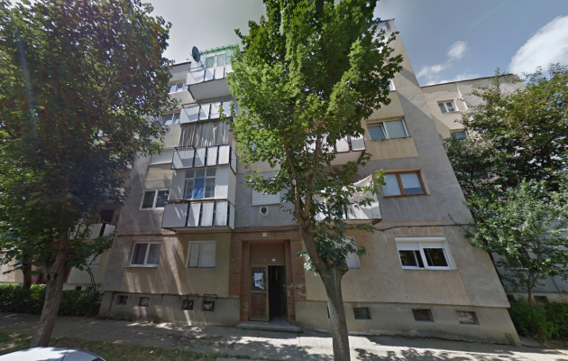 Apartament 2 camere, etaj intermediar, zona Micro 17, Satu Mare