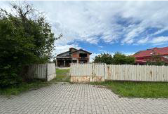 Teren si construcție în Titu, jud. Dâmbovița