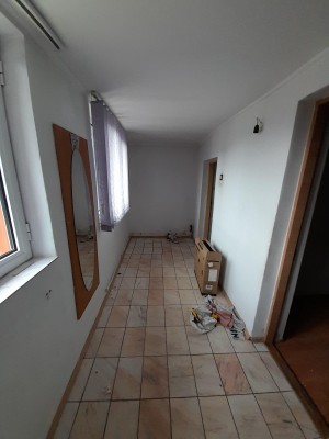 CASA P+M, STR.RAURILOR, LOC STEFANESTI, SAT GOLESTI