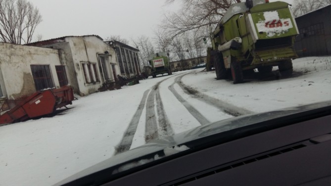Teren 3.310 mp cu constructii - spatiu depozitare si logistica situat in Com. Romanu, Braila