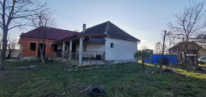 Casa si teren intravilan in suprafata de 1029 mp situat in com Tileagd sat Tilecus