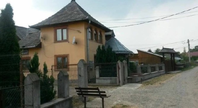 Casa si teren, Loc. Vicovu de Sus, Jud.Suceava