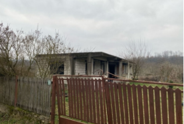 Casa tip P si teren, Com Calinesti, sat Glodu, jud. Argeș