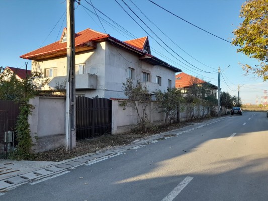 Vila P+1+M si teren, loc. Buda, Cornetu