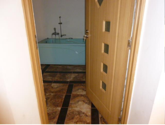 Casa si teren com. Bucsani, sat Bucsani