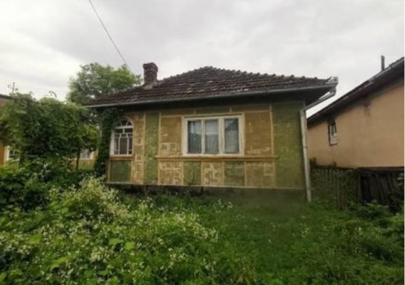 Cota de 1/3 din teren si Casa P+ anexa in Preluci, jud SJ
