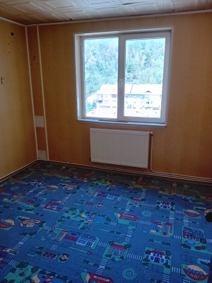 Apartament 4 camere semidecomandate, Loc.Piatra Neamt, Jud.Neamt