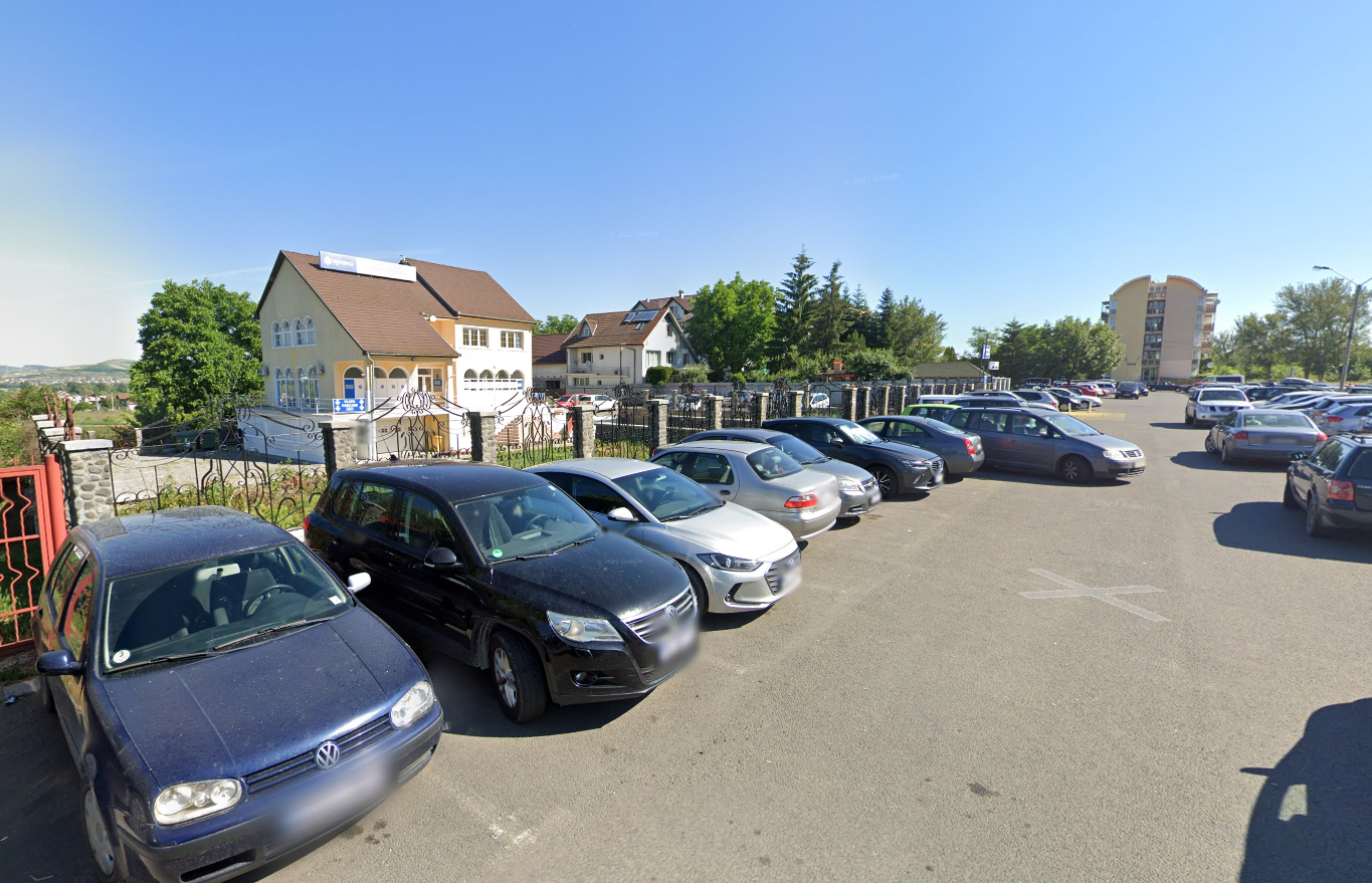 Teren intravilan 1.833 mp + clădire P+2E, Târgu Mureș, jud. Mureș
